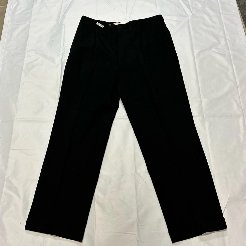 Tommy Hilfiger Black Pleated Men’s Slacks Size 34 EUC